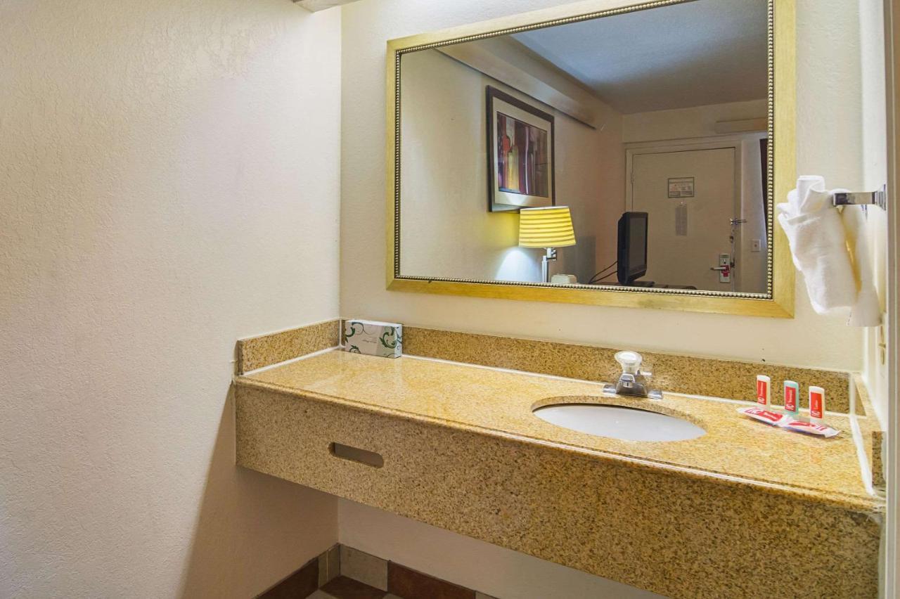Econolodge Chicago 사우스홀랜드 외부 사진
